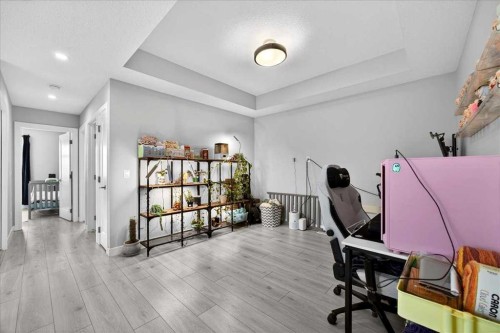 170 Creekside Drive Sw, Calgary, AB - Indoor