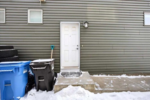 170 Creekside Drive Sw, Calgary, AB - Outdoor With Exterior