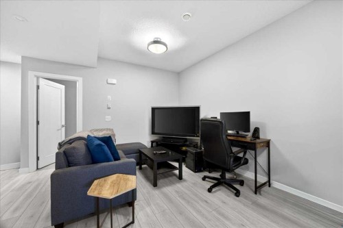 170 Creekside Drive Sw, Calgary, AB - Indoor