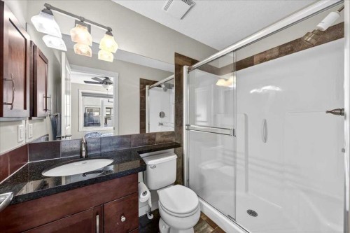 37 Aspen Hills Terrace Sw, Calgary, AB - Indoor Photo Showing Bathroom