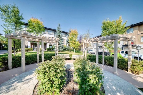 37 Aspen Hills Terrace Sw, Calgary, AB - Outdoor