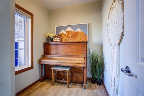 109 Derochie Drive, Claresholm, AB - Indoor