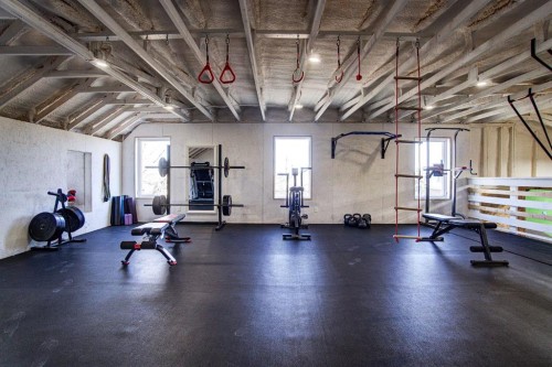 109 Derochie Drive, Claresholm, AB - Indoor Photo Showing Gym Room