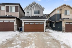388 Homestead Grove NE Calgary, AB T3J 5W4