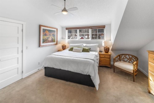 1-105 Rundle Drive, Canmore, AB - Indoor Photo Showing Bedroom