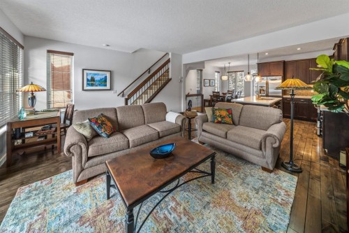1-105 Rundle Drive, Canmore, AB - Indoor Photo Showing Living Room