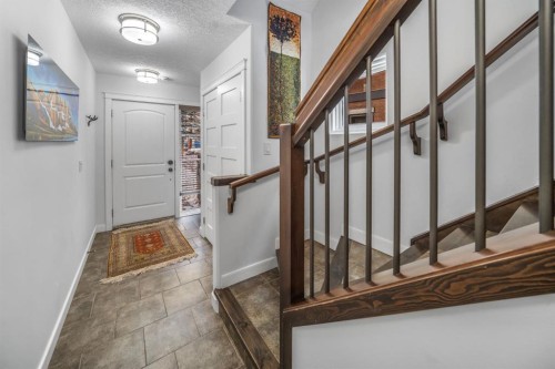 1-105 Rundle Drive, Canmore, AB - Indoor Photo Showing Other Room