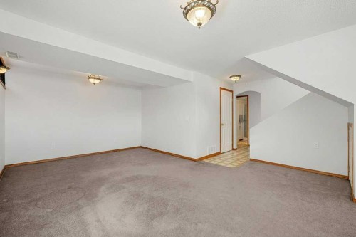 36 Doverthorn Place Se, Calgary, AB - Indoor Photo Showing Other Room