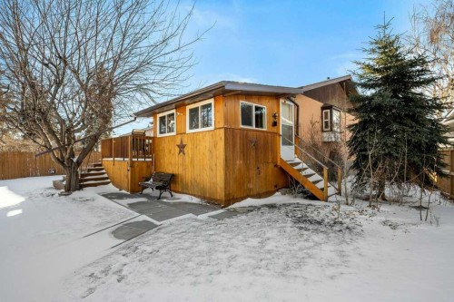 36 Doverthorn Place Se, Calgary, AB - Outdoor