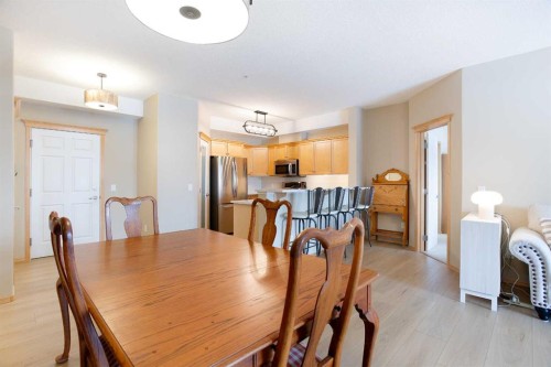 236-15 Everstone Drive Sw, Calgary, AB - Indoor Photo Showing Dining Room