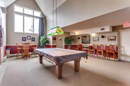 236-15 Everstone Drive Sw, Calgary, AB - Indoor Photo Showing Other Room