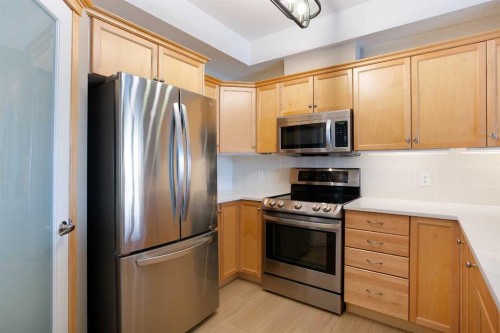 236-15 Everstone Drive Sw, Calgary, AB - Indoor Photo Showing Kitchen With Stainless Steel Kitchen