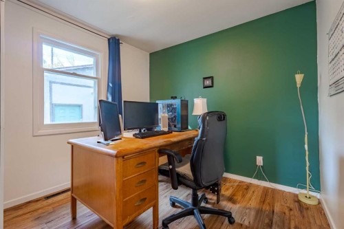 6507 34 Avenue Nw, Calgary, AB - Indoor Photo Showing Office
