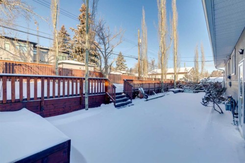 35 45 Street Sw, Calgary, AB - Outdoor