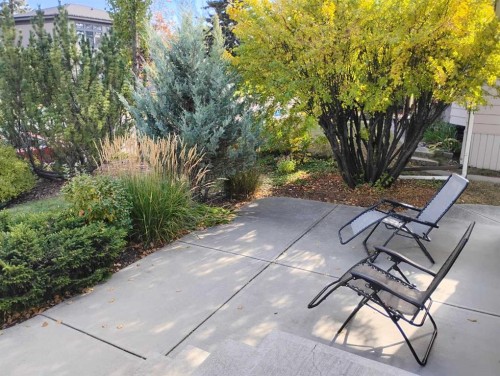 35 45 Street Sw, Calgary, AB - Outdoor