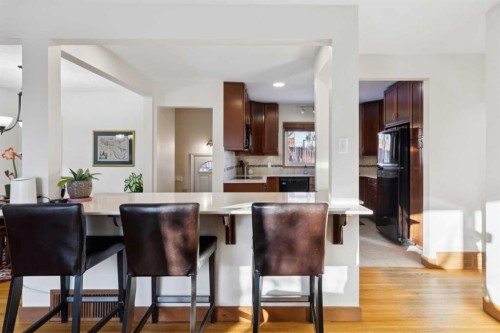 35 45 Street Sw, Calgary, AB - Indoor Photo Showing Other Room