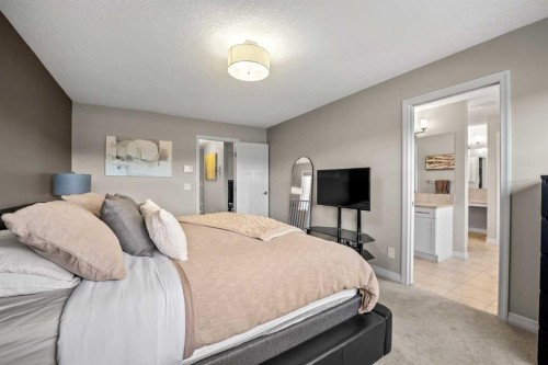 206 Mahogany Passage Se, Calgary, AB - Indoor Photo Showing Bedroom
