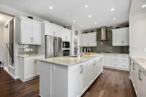 206 Mahogany Passage Se, Calgary, AB - Indoor Photo Showing Kitchen With Upgraded Kitchen