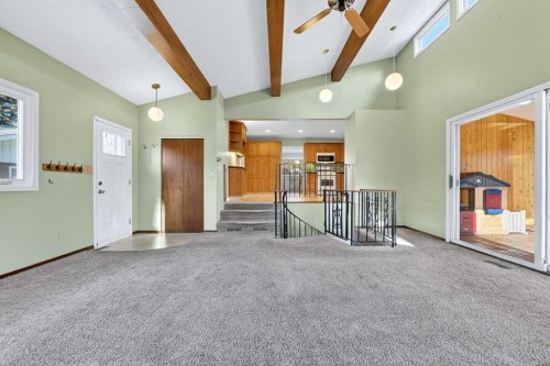 5315 Valiant Drive Nw, Calgary, AB - Indoor Photo Showing Other Room