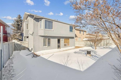 7117 California Boulevard Ne, Calgary, AB - Outdoor