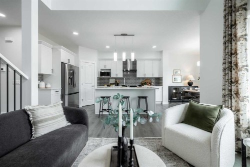 178 Sora Way Se, Calgary, AB - Indoor Photo Showing Living Room