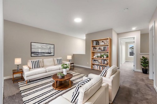 24 Corner Glen Green Ne, Calgary, AB - Indoor Photo Showing Living Room