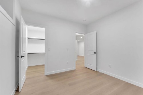 24 Corner Glen Green Ne, Calgary, AB - Indoor Photo Showing Other Room
