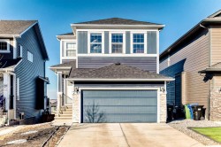 289 Crestmont Drive SW Calgary, AB T3B 6G9