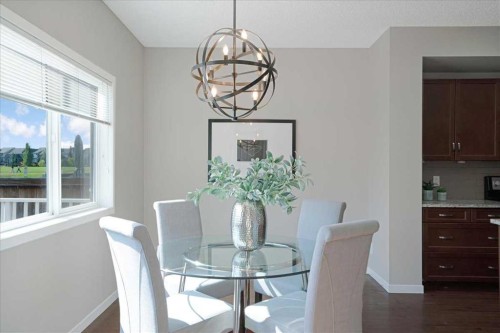 195 Marquis Common Se, Calgary, AB - Indoor Photo Showing Dining Room