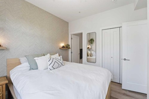 308-400 Auburn Meadows Common Se, Calgary, AB - Indoor Photo Showing Bedroom