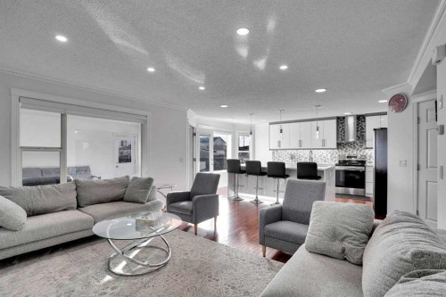 148 Martha'S Manor Ne, Calgary, AB - Indoor Photo Showing Living Room