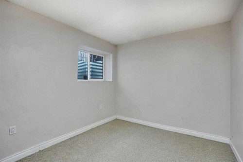 148 Martha'S Manor Ne, Calgary, AB - Indoor Photo Showing Other Room