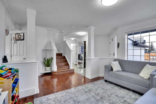 148 Martha'S Manor Ne, Calgary, AB - Indoor Photo Showing Living Room