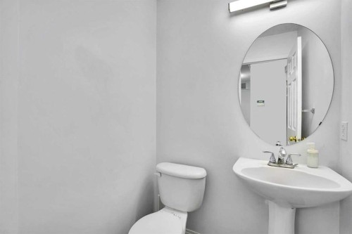 148 Martha'S Manor Ne, Calgary, AB - Indoor Photo Showing Bathroom
