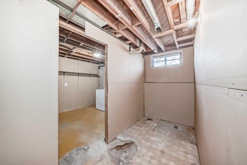 244 Huntridge Road Ne, Calgary, AB - Indoor Photo Showing Basement