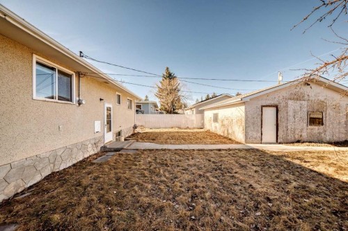 244 Huntridge Road Ne, Calgary, AB - Outdoor