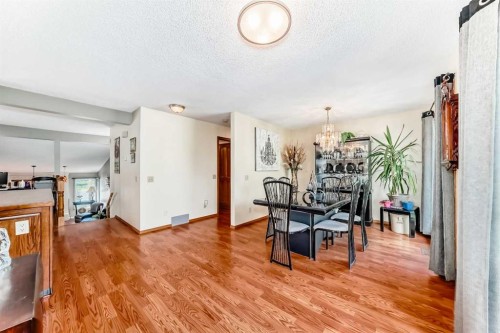 22 Glenhill Drive, Cochrane, AB - Indoor Photo Showing Dining Room