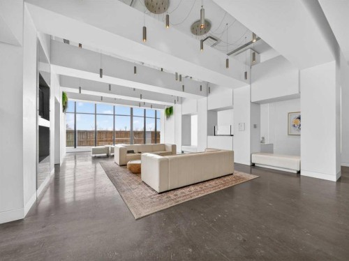 802-615 6 Avenue Se, Calgary, AB - Indoor Photo Showing Other Room
