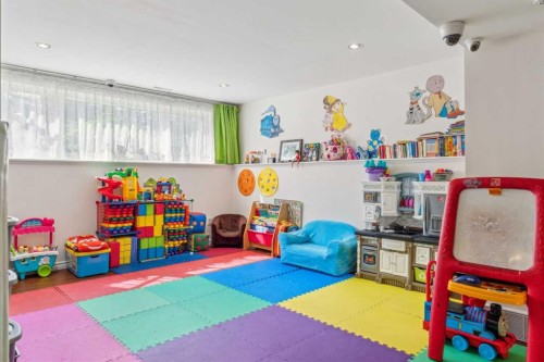 320 Haddon Road Sw, Calgary, AB 