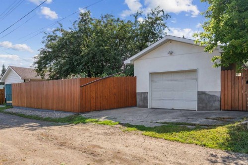 320 Haddon Road Sw, Calgary, AB 