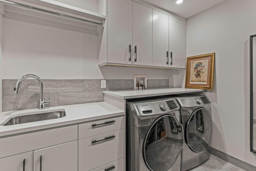 628 Silvertip Road, Canmore, AB - Indoor Photo Showing Laundry Room