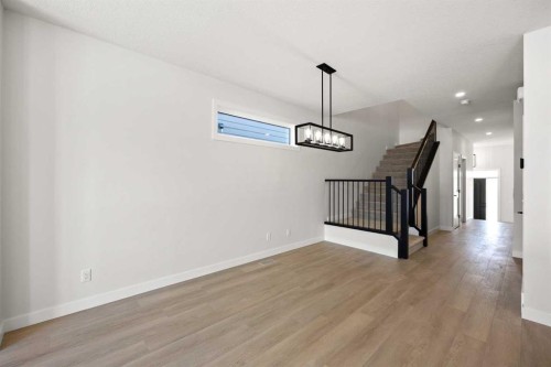 155 Greenwich Drive Nw, Calgary, AB - Indoor Photo Showing Other Room