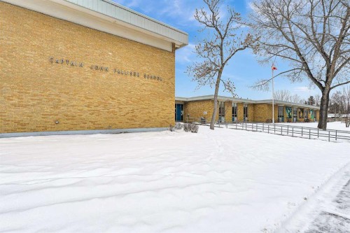 1483 Northmount Drive Nw, Calgary, AB - Outdoor