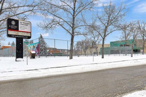 1483 Northmount Drive Nw, Calgary, AB - Outdoor