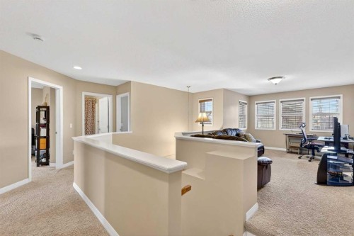 575 Everbrook Way Sw, Calgary, AB - Indoor Photo Showing Other Room