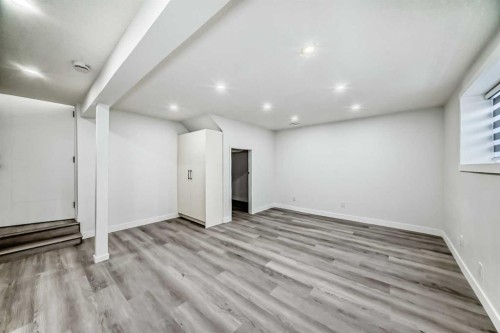 3504 33 Street Se, Calgary, AB - Indoor Photo Showing Basement