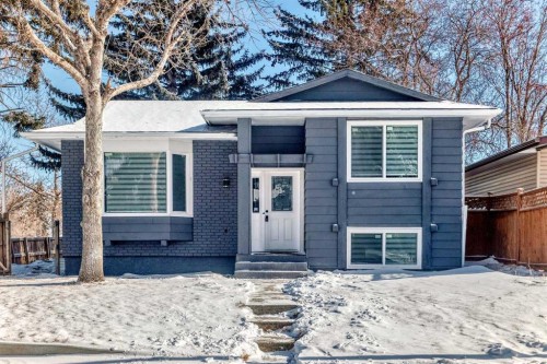 3504 33 Street Se, Calgary, AB - Outdoor