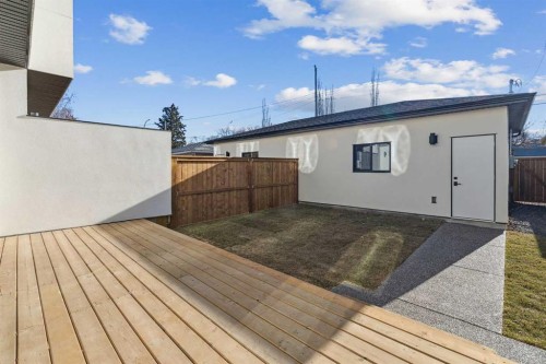 607 29 Avenue Nw, Calgary, AB - Outdoor With Deck Patio Veranda With Exterior