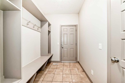 47 Evansglen Circle Nw, Calgary, AB - Indoor Photo Showing Other Room