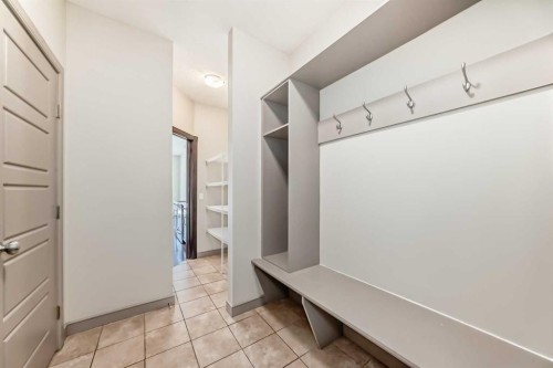 47 Evansglen Circle Nw, Calgary, AB - Indoor Photo Showing Other Room